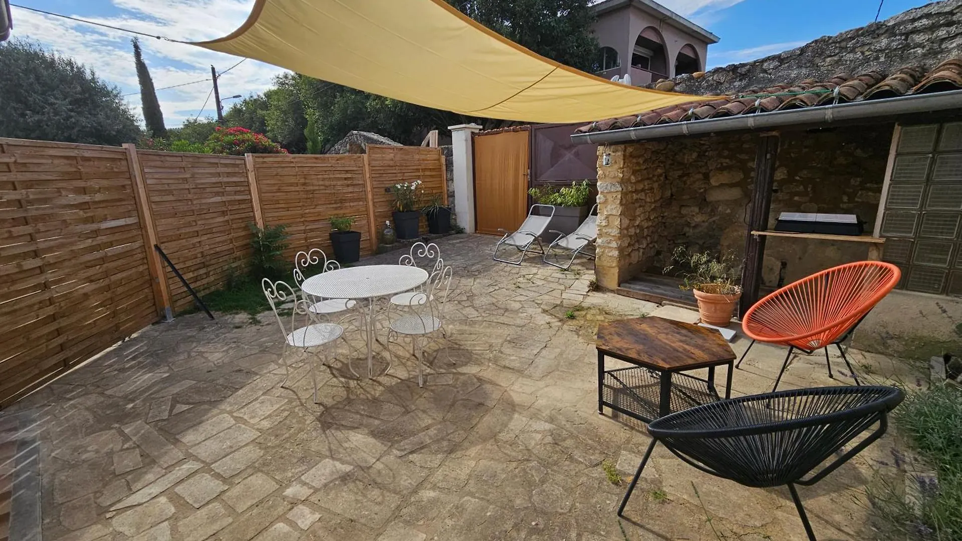 Studio A Louer A Villeneuve Les Avignon Διαμέρισμα Villeneuve-lès-Avignon